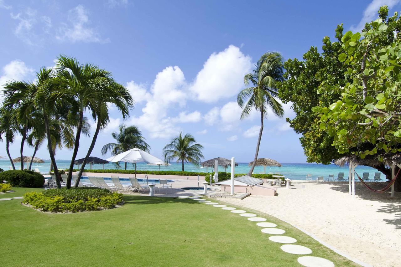 Aqua Bay Club Luxury Condos West Bay Экстерьер фото