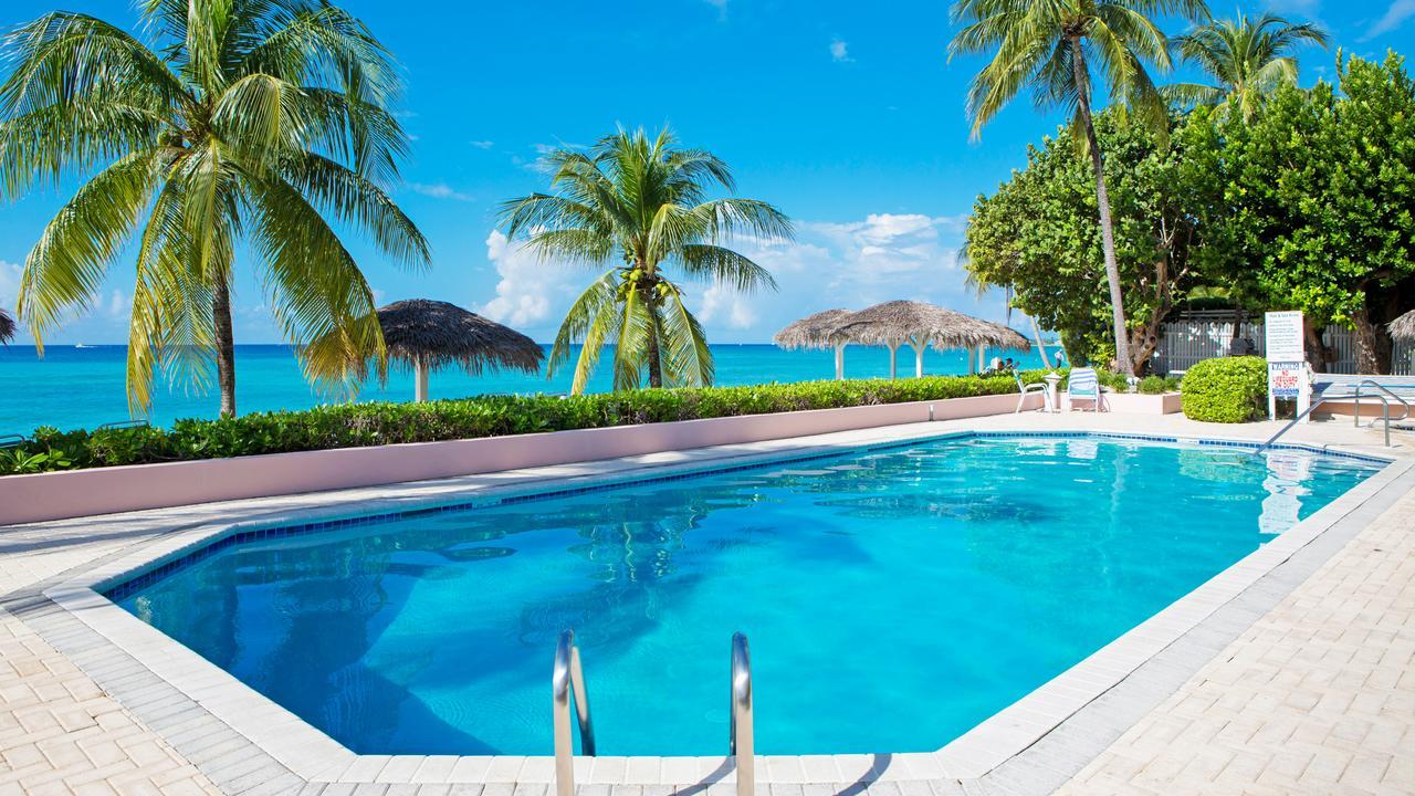Aqua Bay Club Luxury Condos West Bay Экстерьер фото